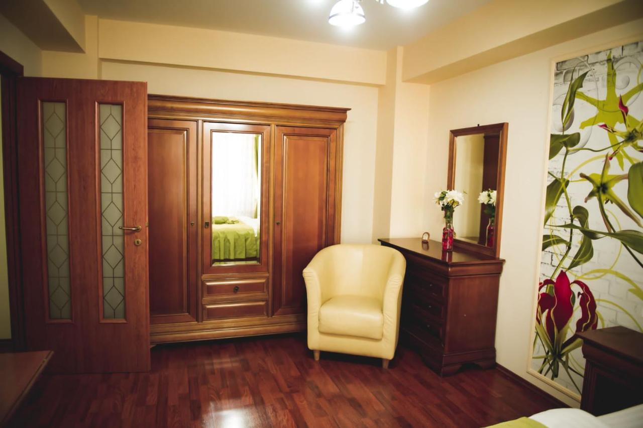 סלאטינה Hotel Senator מראה חיצוני תמונה