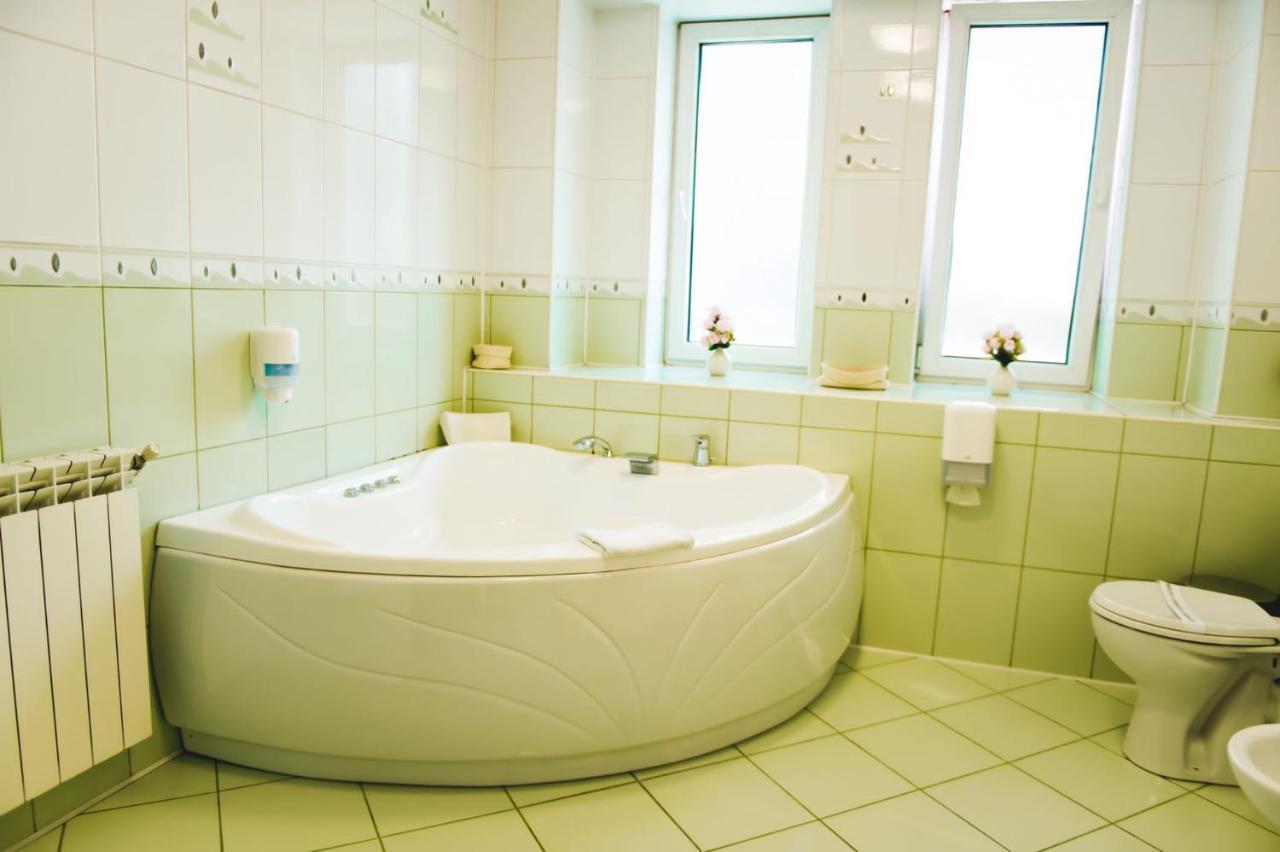 סלאטינה Hotel Senator מראה חיצוני תמונה