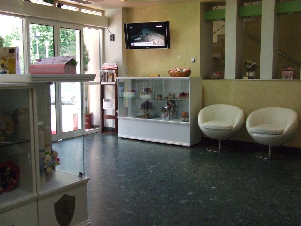 סלאטינה Hotel Senator מראה חיצוני תמונה