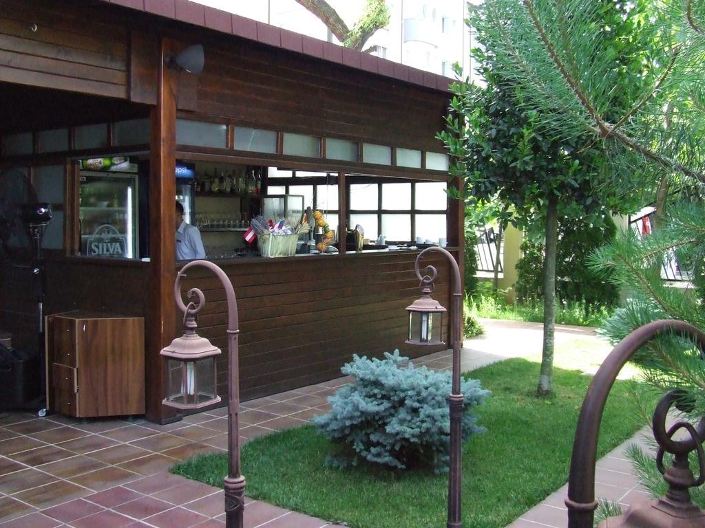 סלאטינה Hotel Senator מראה חיצוני תמונה