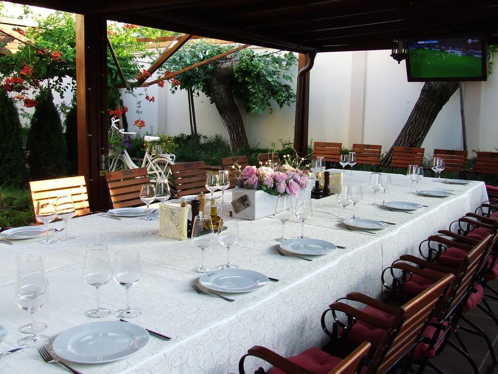 סלאטינה Hotel Senator מראה חיצוני תמונה